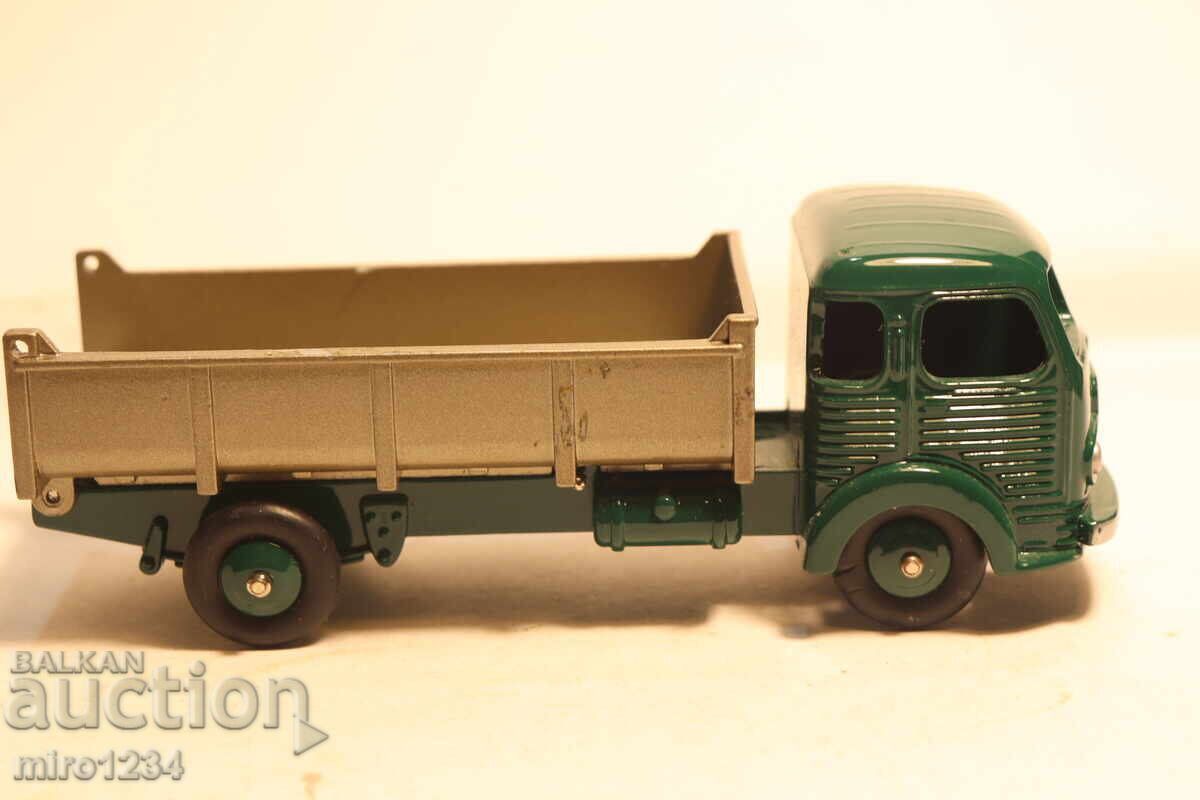 Livrarea JUCĂRIE DINKY TOYS SIMCA CARGO CAMION MODEL