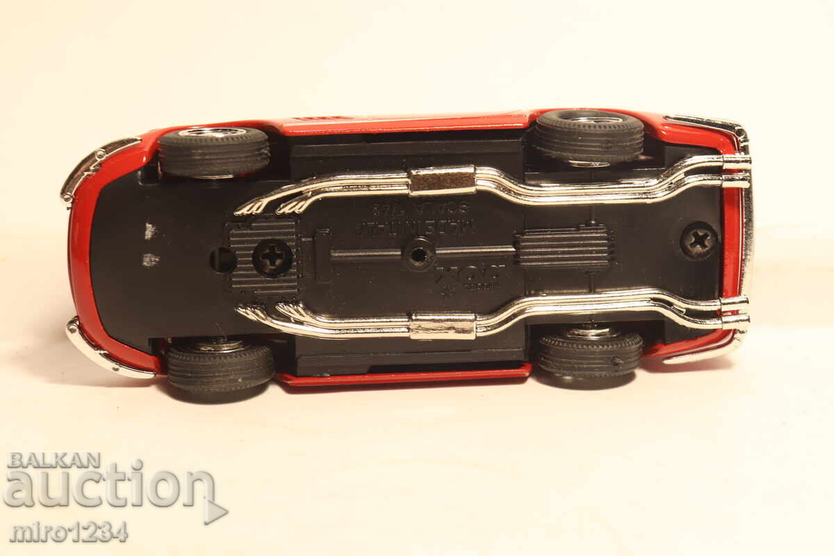 MODEL AUTO FERRARI 1/43 MODEL BOX - 6
