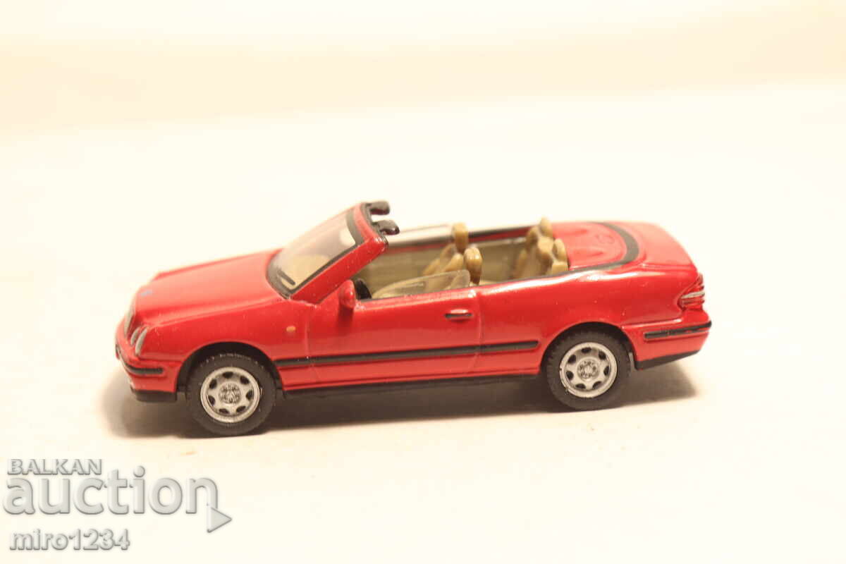 MODEL MAȘINĂ MERCEDES BENZ CLK 1/72
