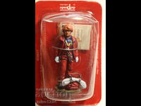 DEL PRADO FIREMAN FIREFIGHTER FIGURINE UNIFORM