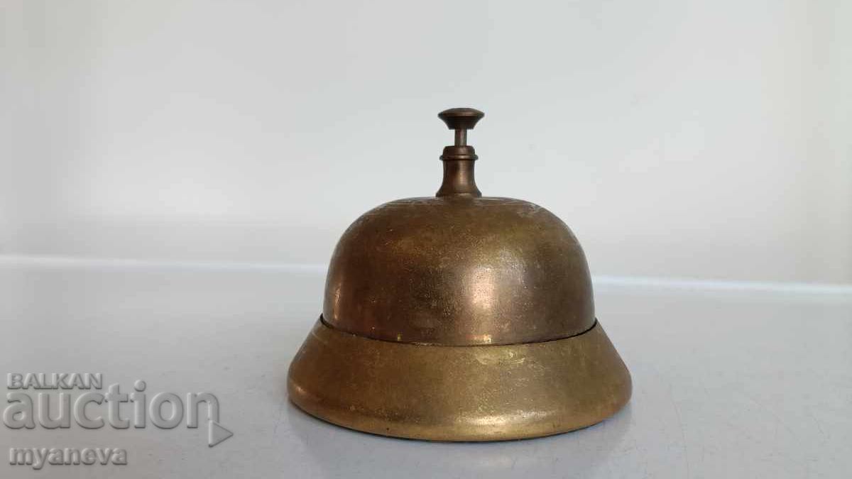 Vintage, ορειχάλκινο επιτραπέζιο κουδούνι με τιμή € 40.00 | 78.23 BGN