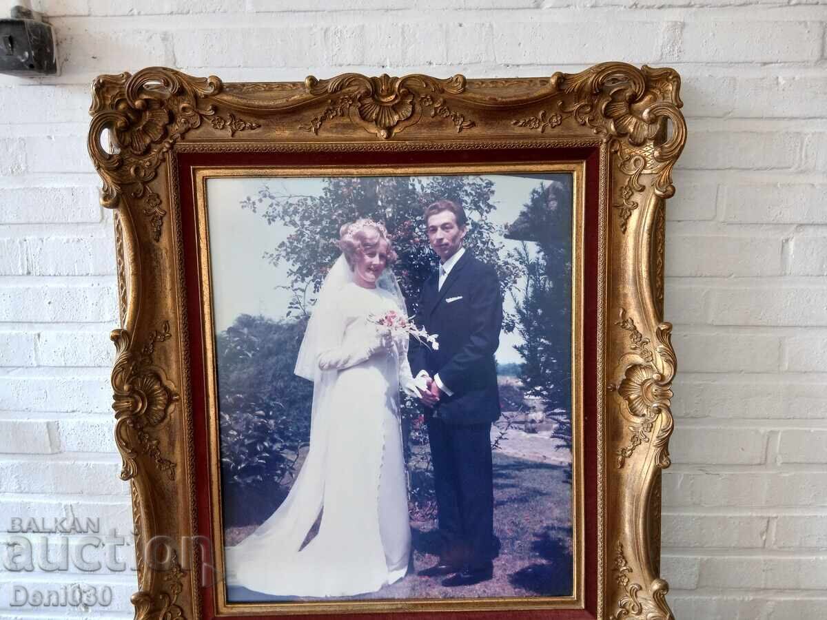 Auction  Unique baroque frame