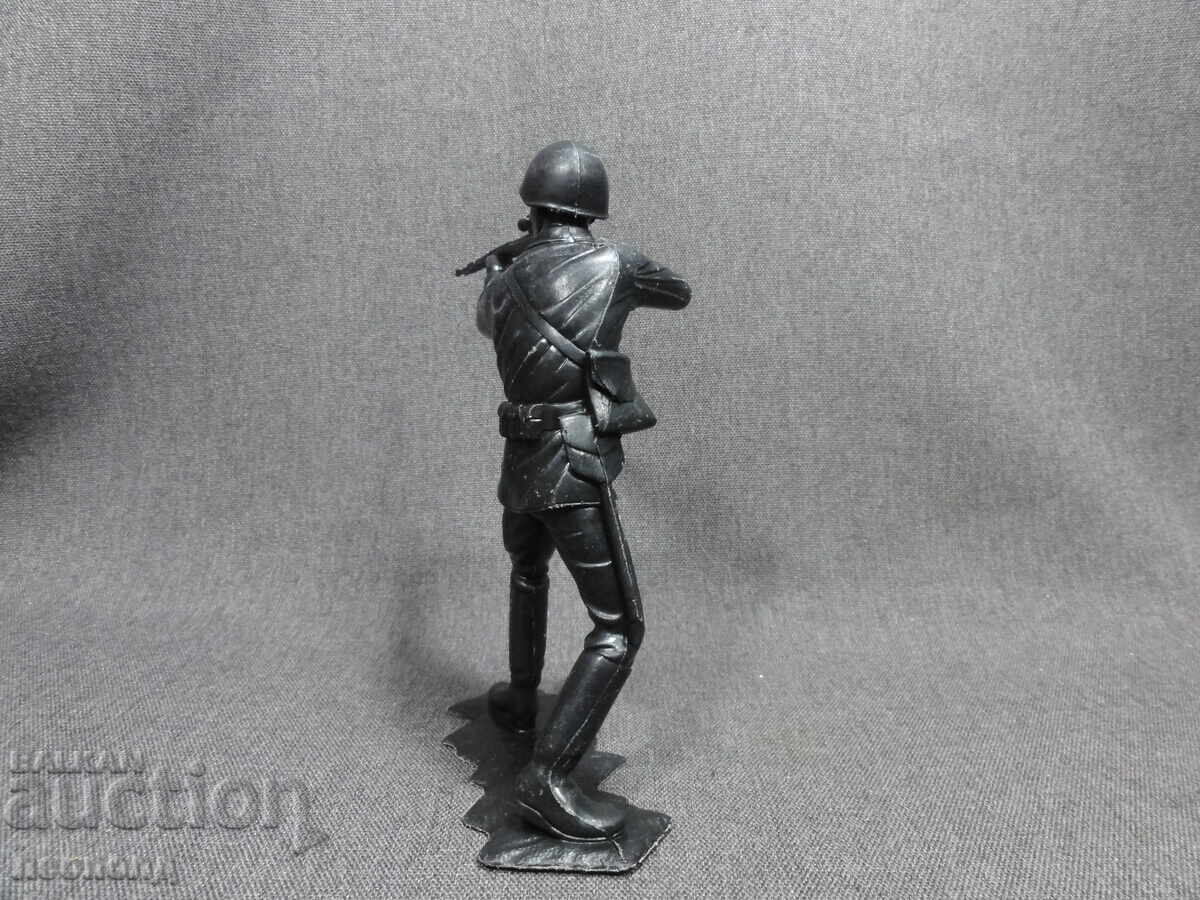 Delivery of OLD RETRO USSR PLASTIC FIGURE RUSSIAN SOLDIER WWII