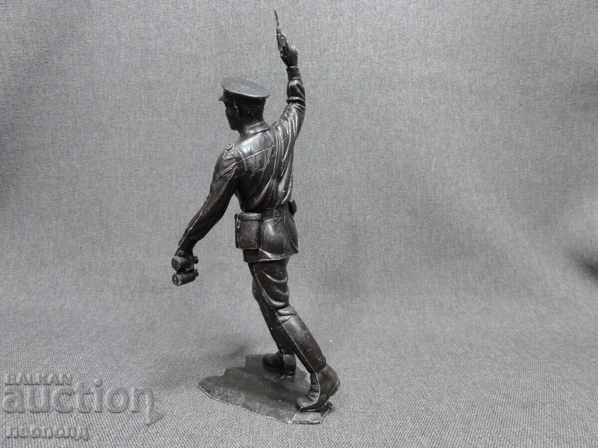 Auction OLD RETRO USSR PLASTIC FIGURE RUSSIAN SOLDIER WWII Auction OLD RETRO USSR PLASTIC FIGURE RUSSIAN SOLDIER WWII
