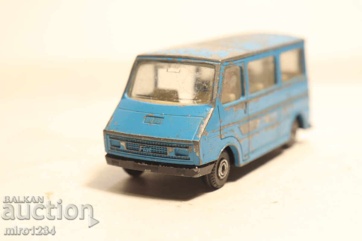 MODEL CAMION FIAT EFSI HOLLAND cu preț € 0.01 | 0.02 BGN