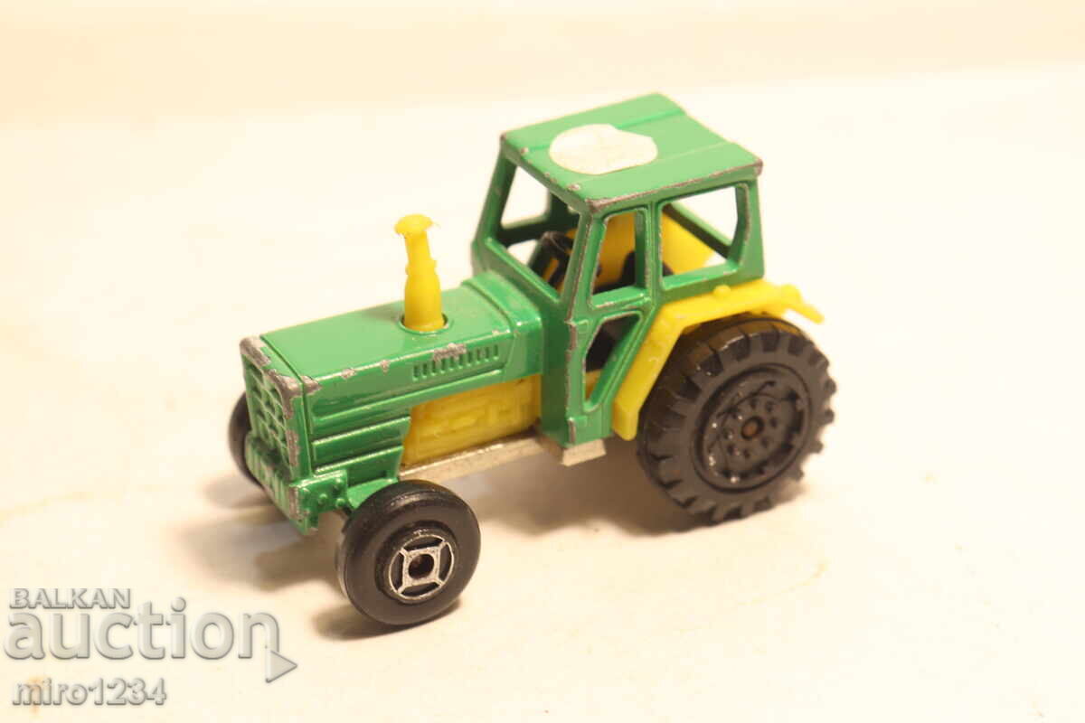 MAJORETTE  ТРАКТОР    КАМИОН      КОЛИЧКА    МОДЕЛ - 6