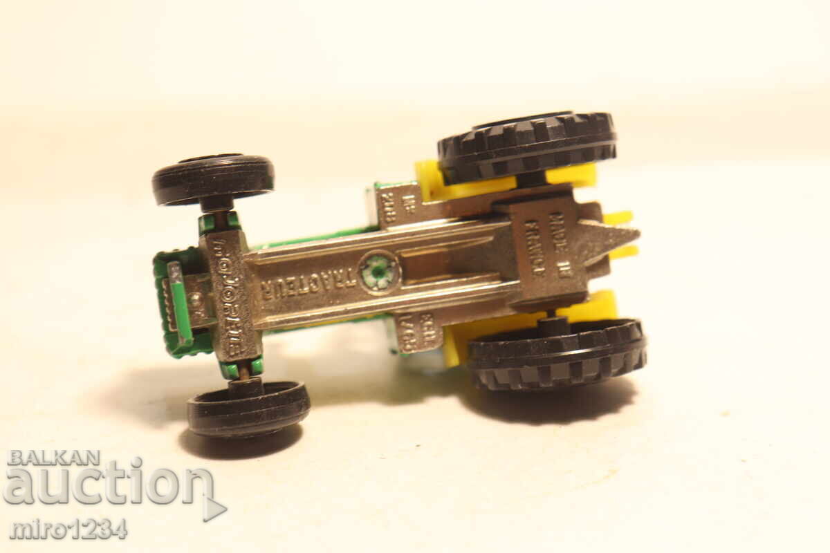 MAJORETTE  ТРАКТОР    КАМИОН      КОЛИЧКА    МОДЕЛ - 7