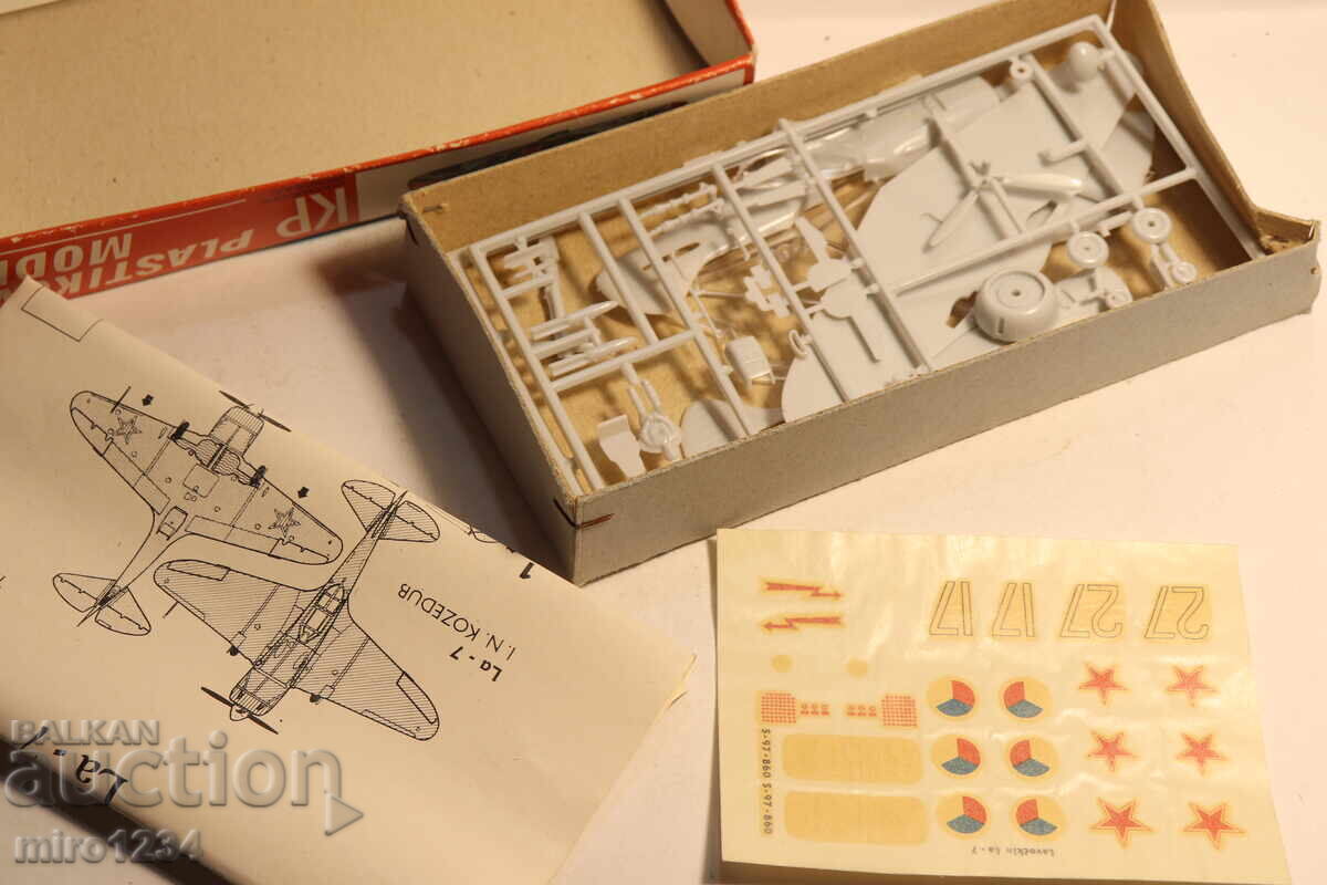 1/72 LA-7 AVION STAR MODEL DE ASAMBLAT - 5 1/72 LA-7 AVION STAR MODEL DE ASAMBLAT - 5