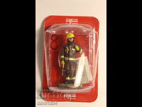 DEL PRADO FIREMAN FIREFIGHTER FIGURINE UNIFORM