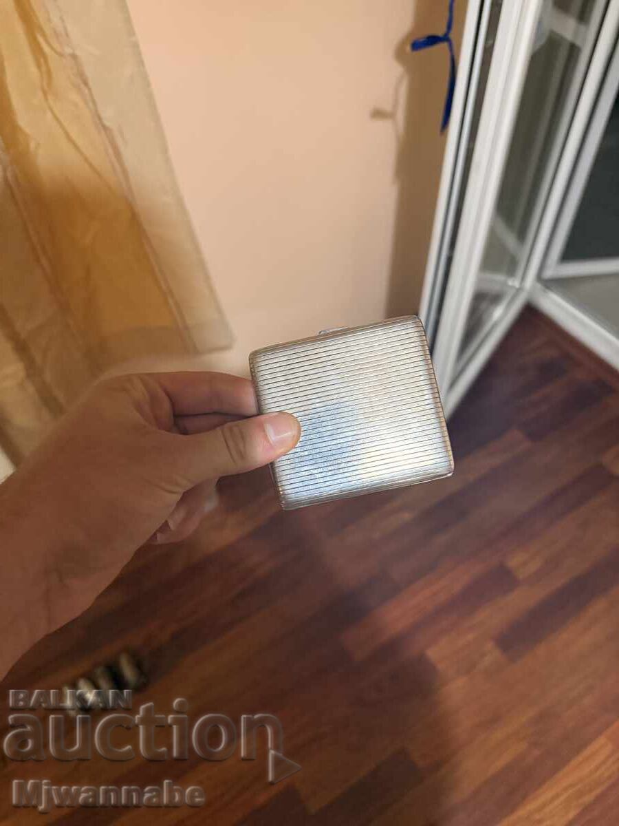 Tabacheră din argint 84g cu preț € 150.00 | 293.38 BGN