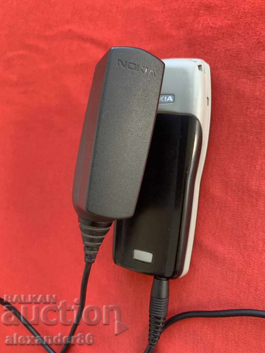 Licitație Nokia 1100 cu încărcător Nokia 1100 Made in Hungary