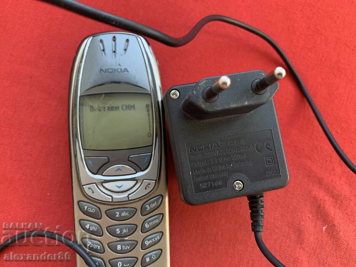 Licitație Nokia 6310i Nokia 6310i cu încărcător