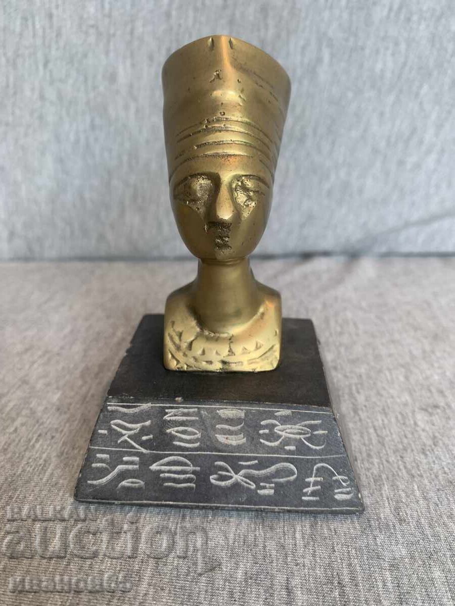 Statuie veche din bronz Nefertiti Statuie veche din bronz Nefertiti
