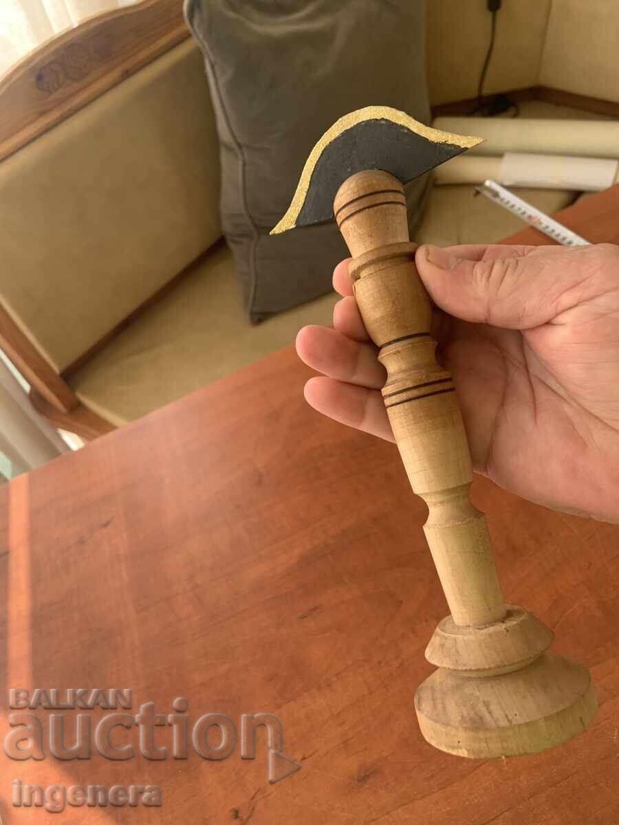 Livrarea FIGURINĂ SOLDAT DIN LEMN PIROGRAVAT