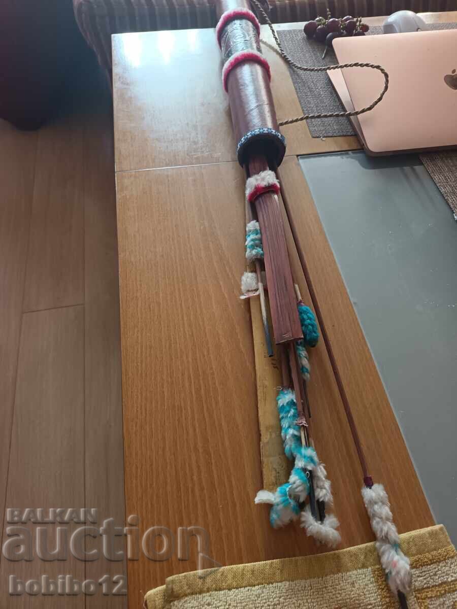 Licitație Decorativ tolba indiană cu nouă săgeți