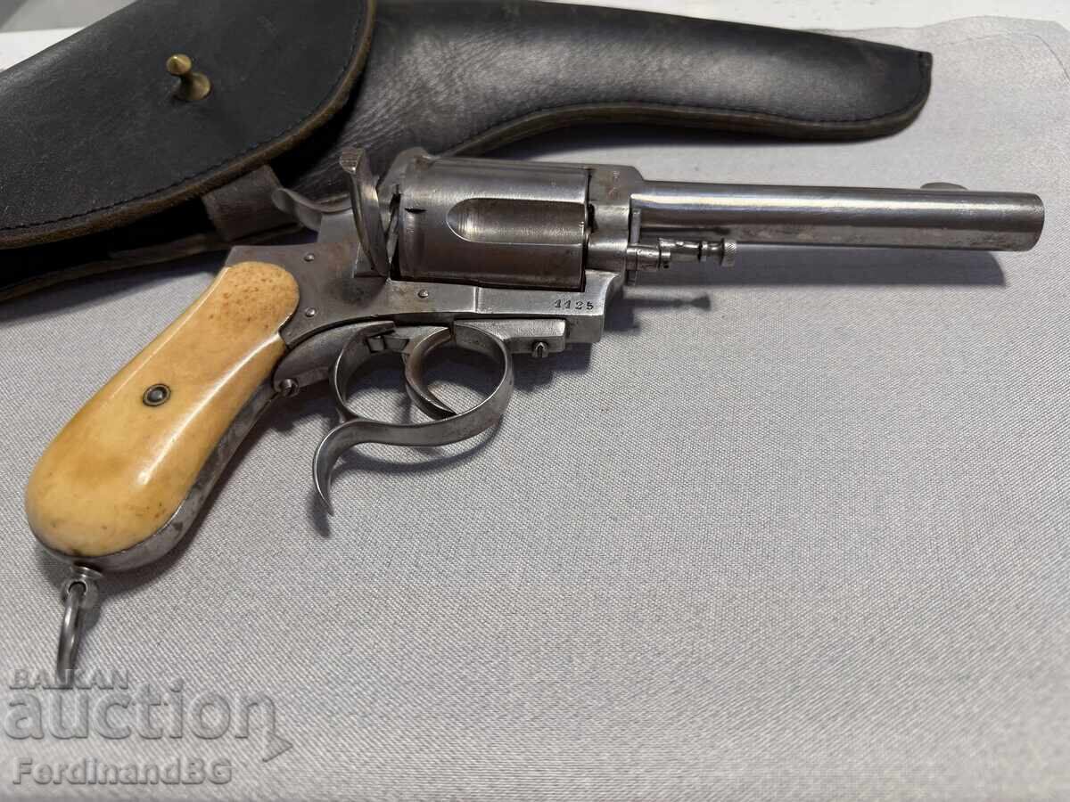 Revolver vechi Starr înainte de 1850 cu preț € 500.00 | 977.92 BGN