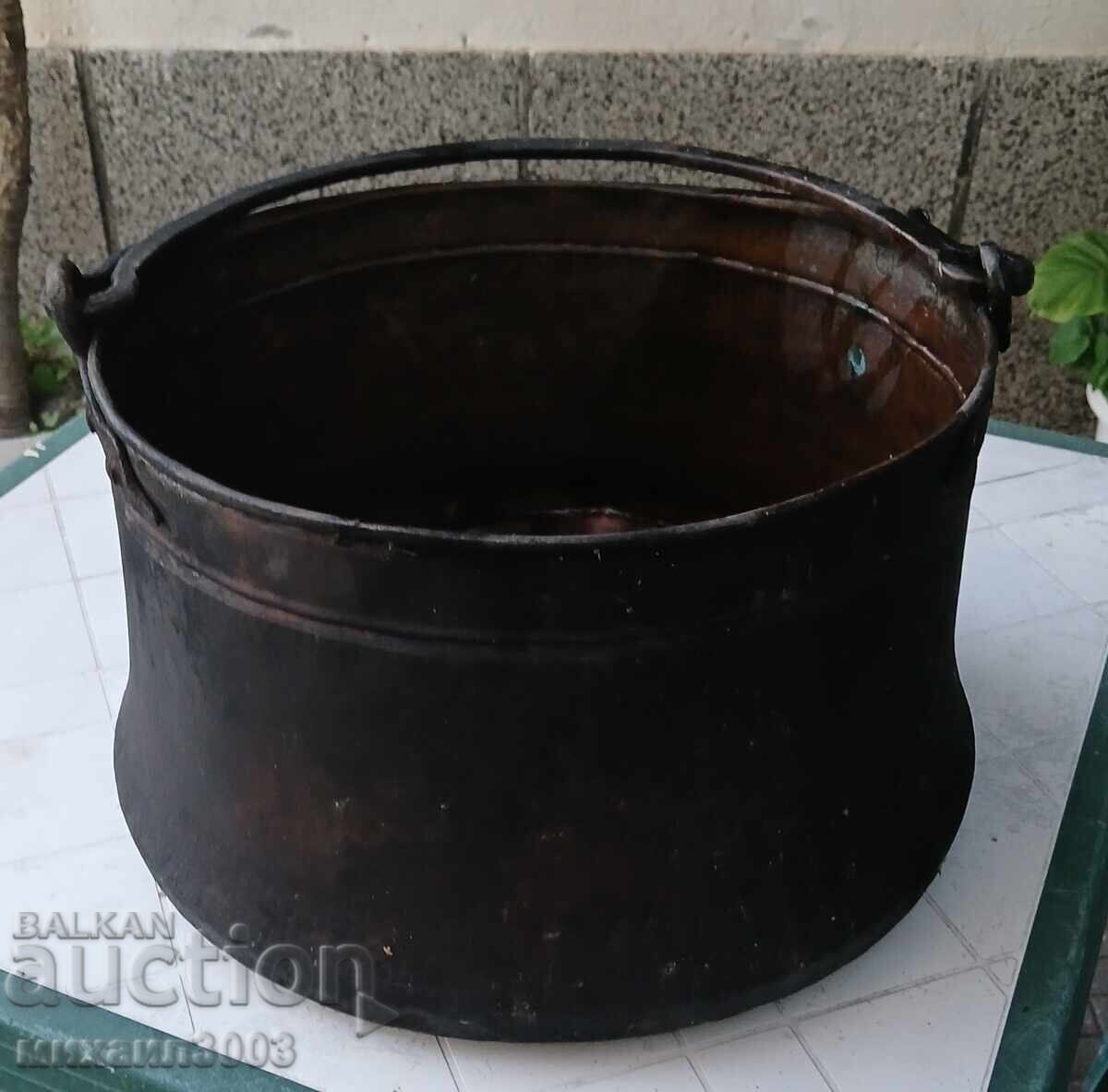 LARGE OLD COPPER BUCKET, PAIL, CAULDRON, COPPER VESSEL with price € 120.00 | 234.70 BGN