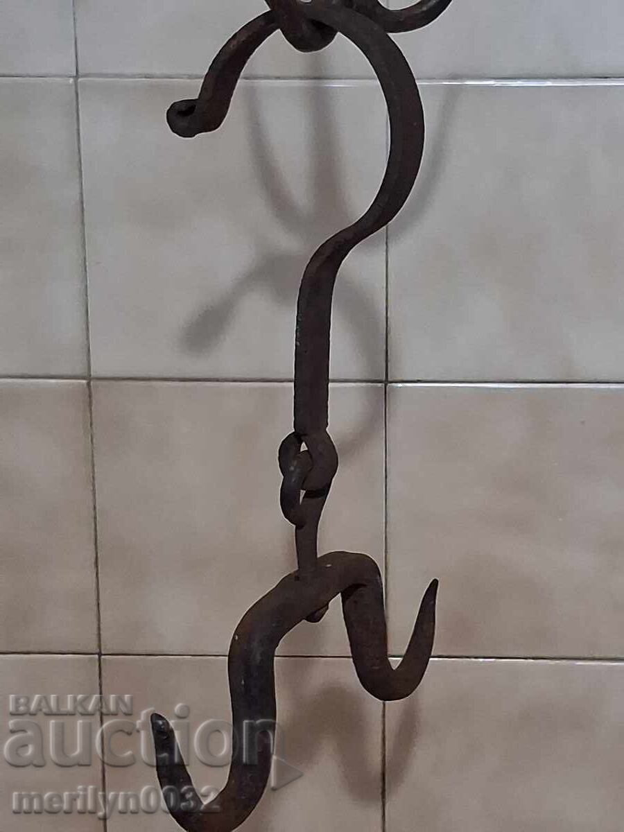 Cârlig antic din fier forjat, cârlig dublu cu preț € 19.94 | 39.00 BGN