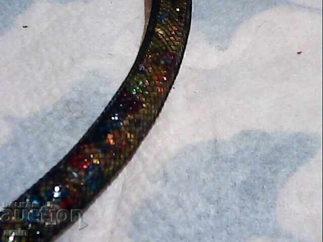 Colier frumos, cu pietre pline de cristale - 5 Colier frumos, cu pietre pline de cristale - 5