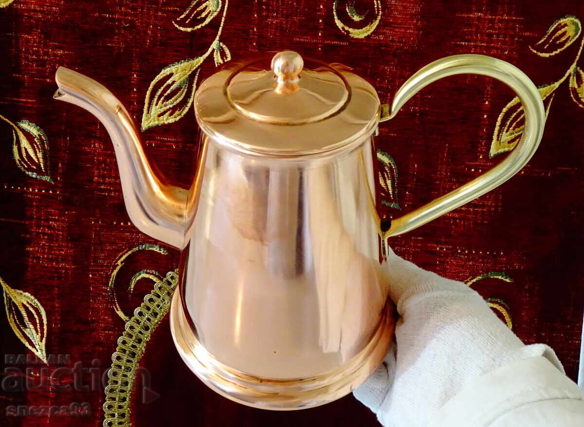 Auction  Copper teapot, pitcher, pure red copper Netherlands, hallmark