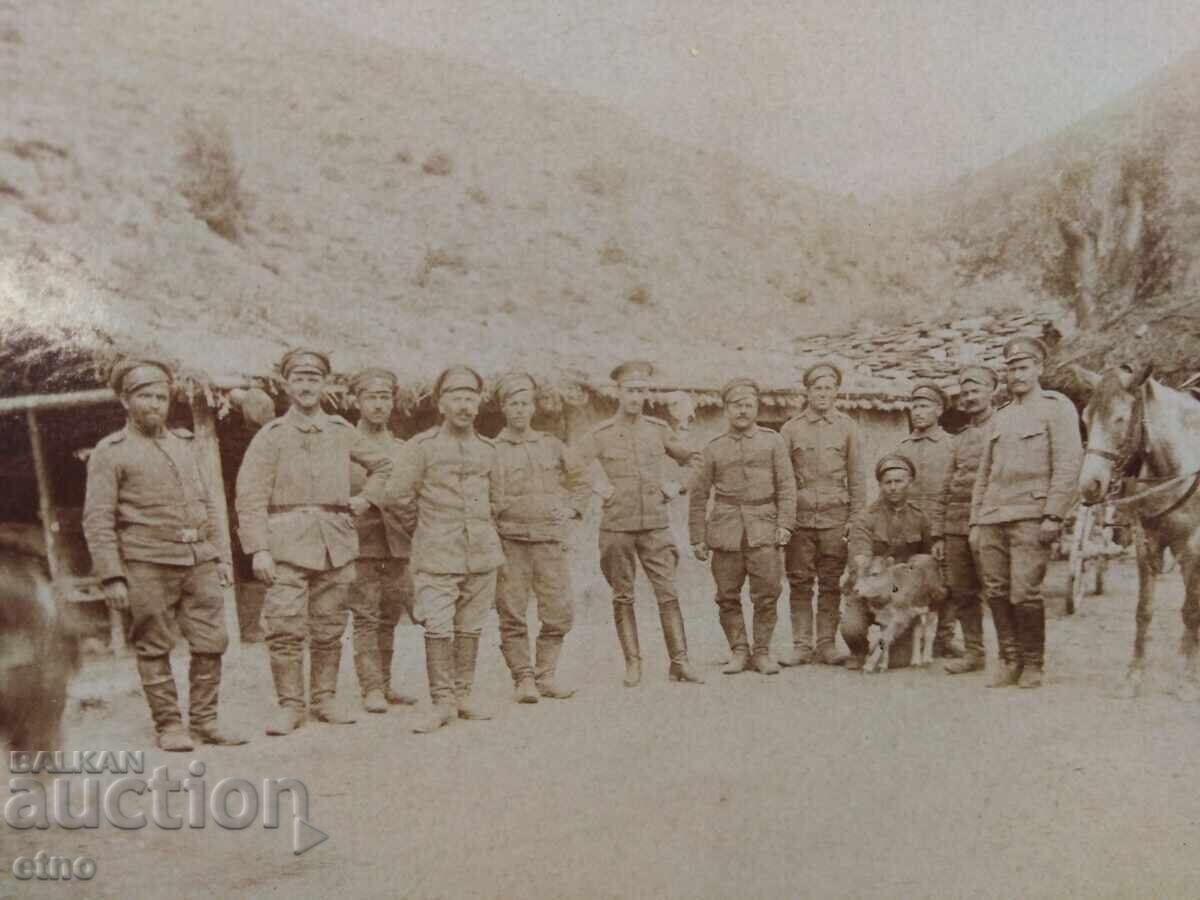 ΒΑΣΙΛΙΚΗ ΦΩΤΟΓΡΑΦΙΑ-ΠΣΠ, ΣΤΡΑΤΙΩΤΕΣ