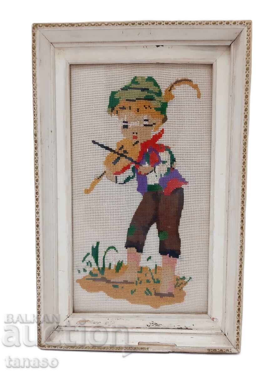 Αντίκα χειροποίητη κεντημένη ταπισερί, παιδί με βιολί με τιμή € 12.00 | 23.47 BGN