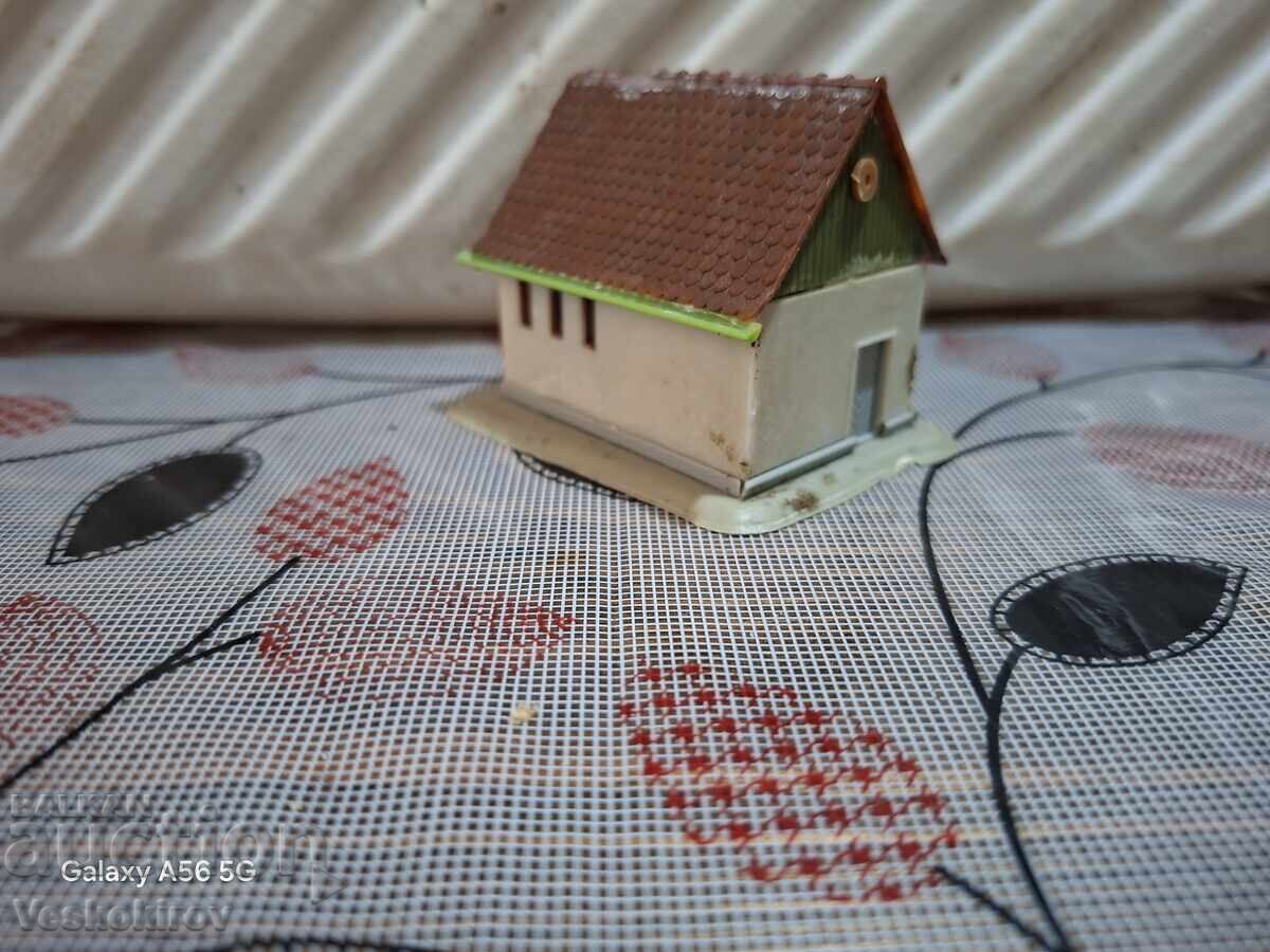 Small house approximately 1 to 87 with price € 2.50 | 4.89 BGN