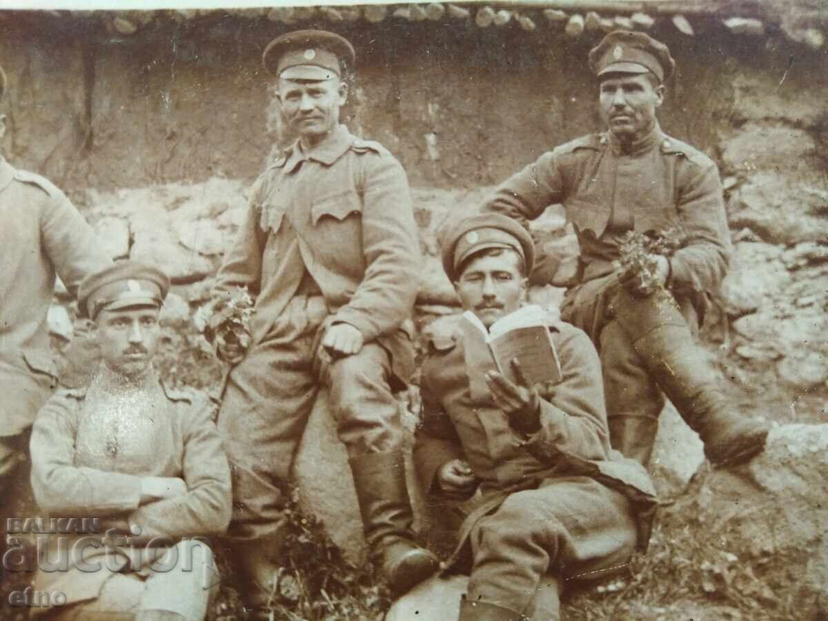 Licitație FOTOGRAFIE REGALĂ - PRIMUL RĂZBOI MONDIAL, SOLDAT, UNIFORMĂ