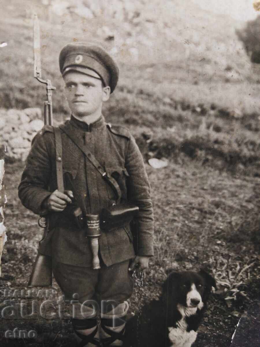 Auction  1932 TSARIST PHOTO-Dospat, SOLDIER, RIFLE, border guard, ersatz bayonet