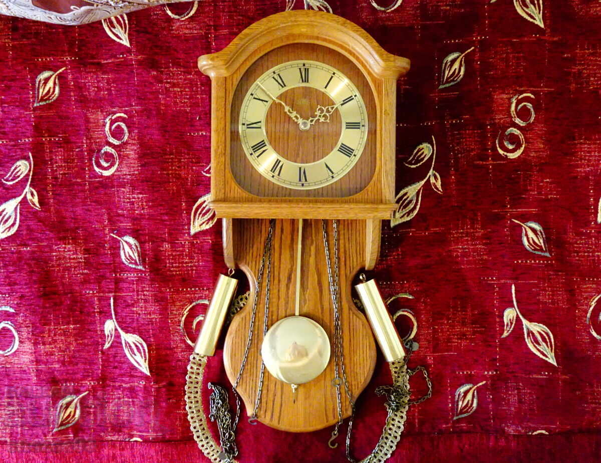 Ceas de perete mecanic cu pendul AMS W.Germany, cu gonguri Ceas de perete mecanic cu pendul AMS W.Germany, cu gonguri