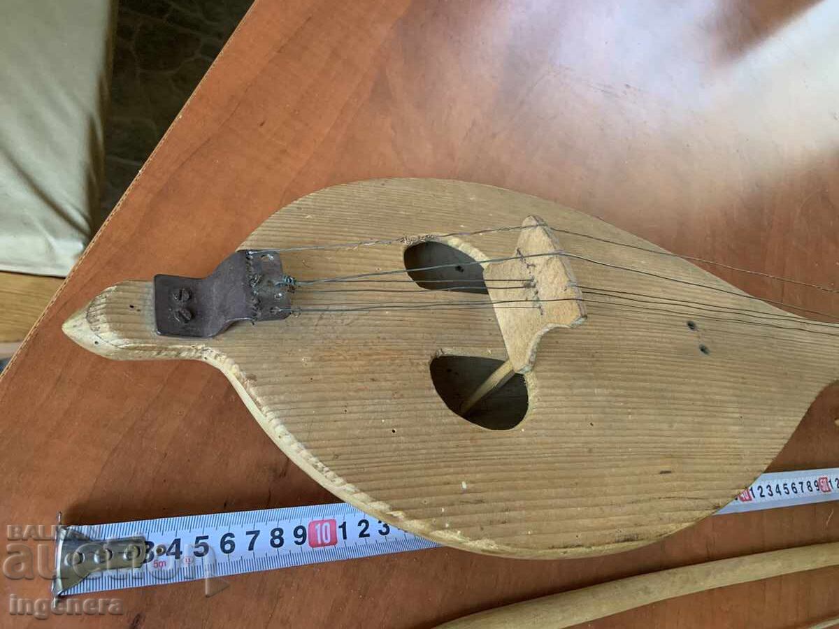 Auction  GADULKA BOW ANTIQUE WOOD MUSICAL INSTRUMENT