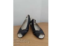 Sandale noi bleumarin mărimea 36 din piele naturală