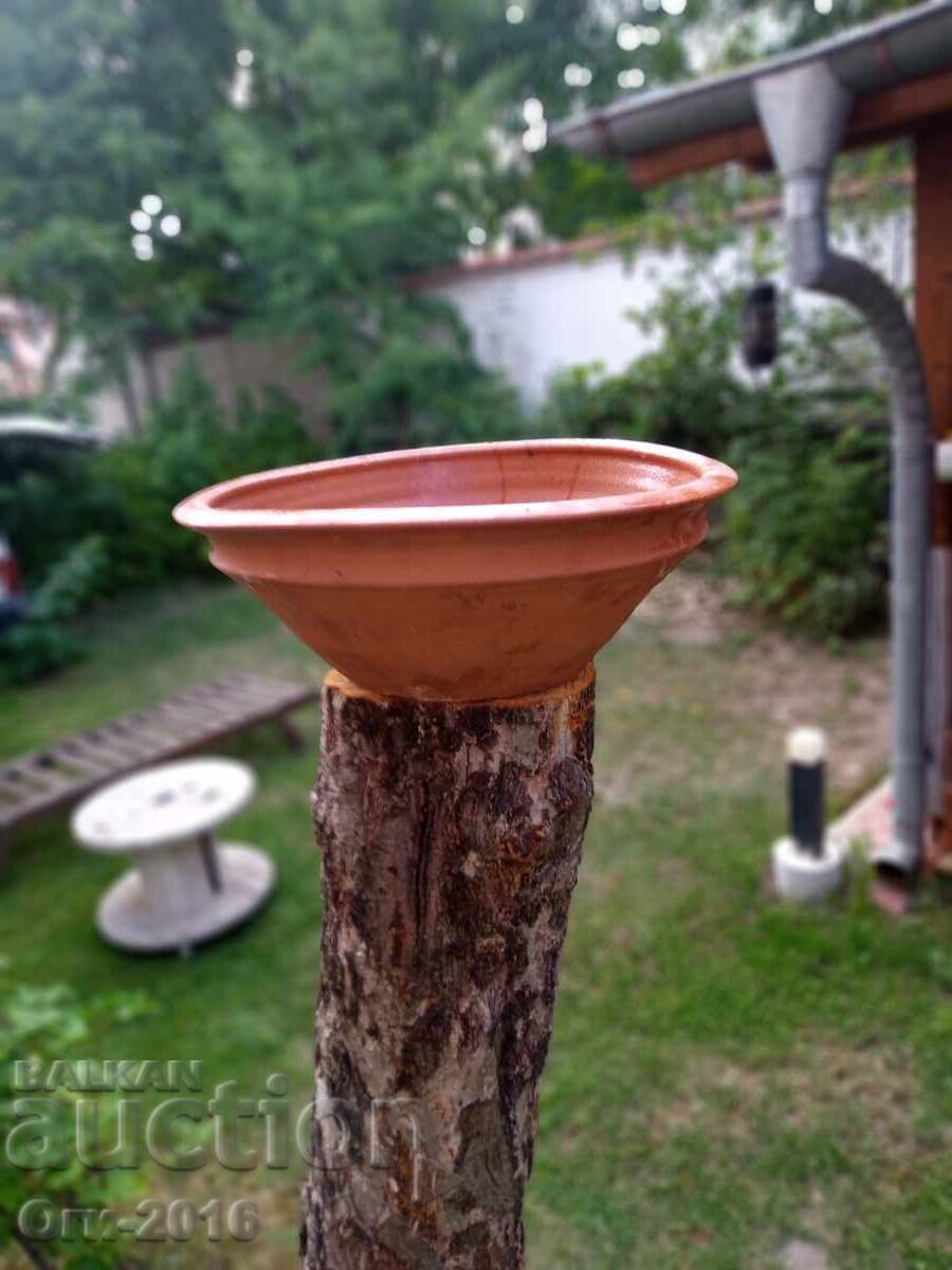 Delivery of OLD LARGE BOWL - GUVECH