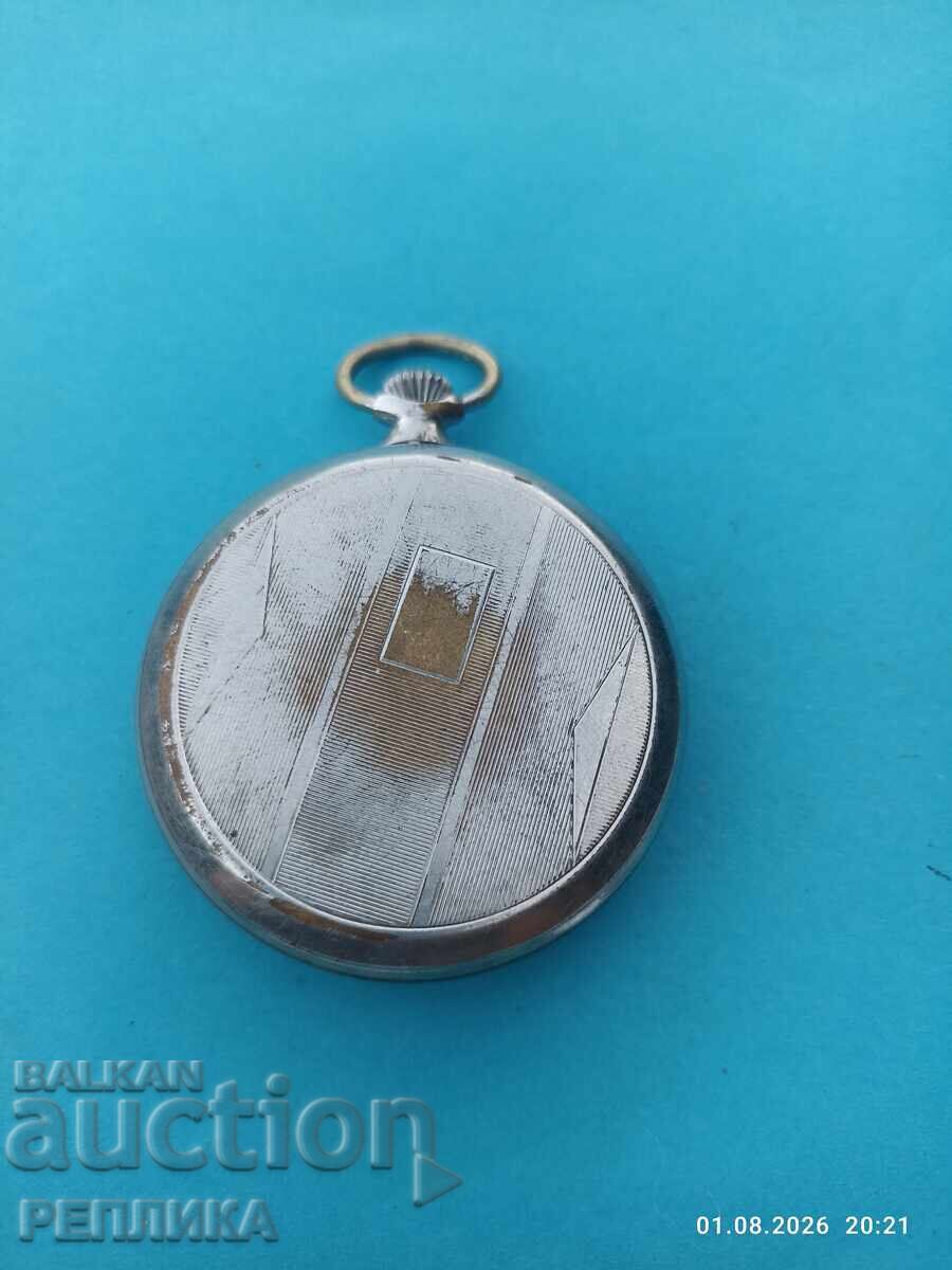 Колекционерски джобен часовник с цена € 13.00 | 25.43 лв.