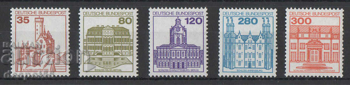 1982. GFR. Palate și castele.