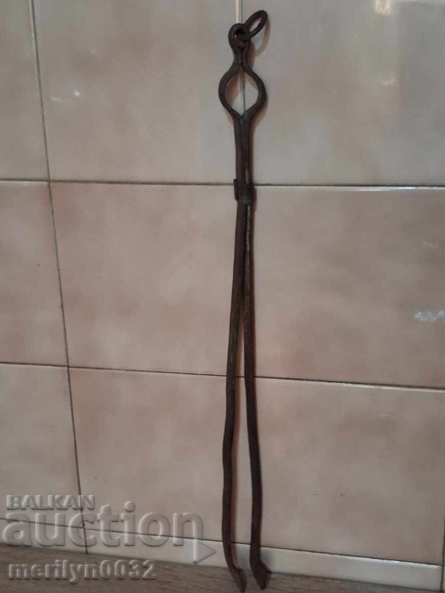 Delivery of Old fireplace set, tongs, wrought iron Delivery of Old fireplace set, tongs, wrought iron