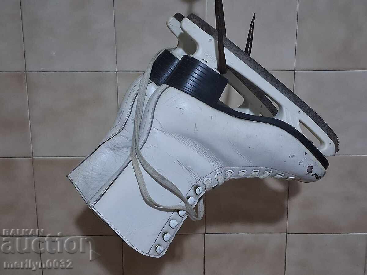 Delivery of Vintage ice skates