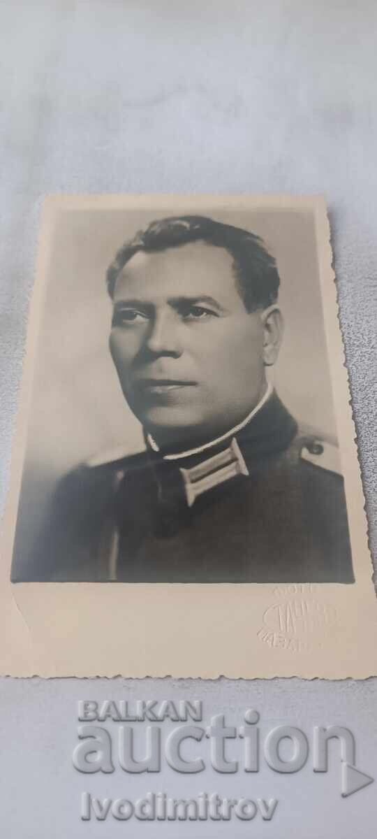 Photo Officer