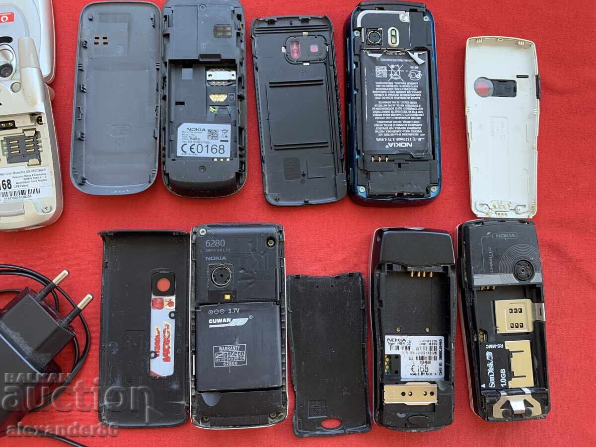 Шест стари телефона Nokia Panasonic +зарядно Нокия - 6 Шест стари телефона Nokia Panasonic +зарядно Нокия - 6