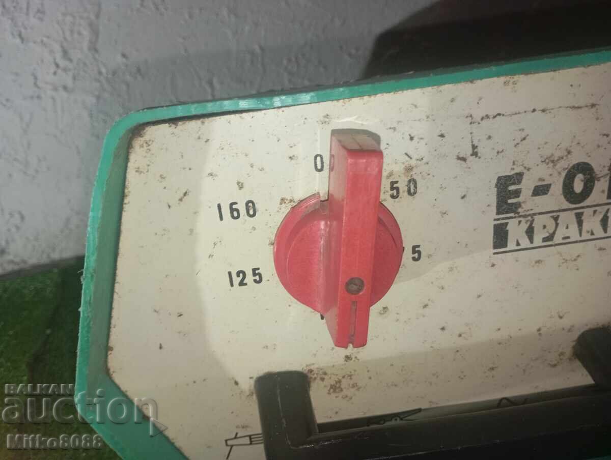 Licitație Aparat de sudură original Krakra E-01U (160A) Licitație Aparat de sudură original Krakra E-01U (160A)