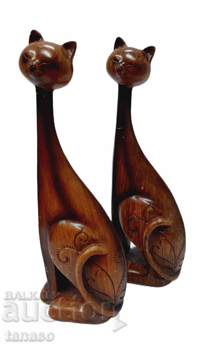 Retro cat figurines — set of two — polyresin - 5