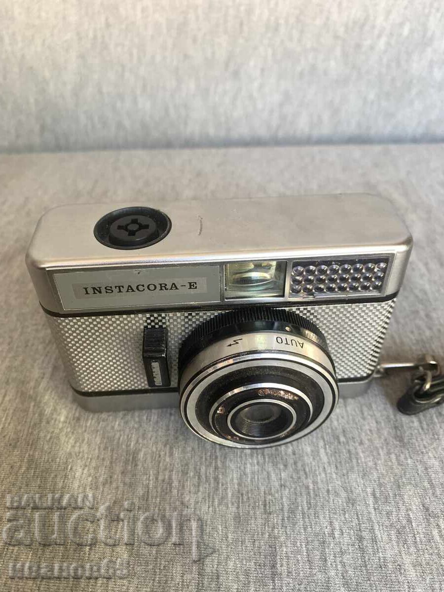 Παράδοση Φωτογραφική μηχανή Dacora Instacora-E