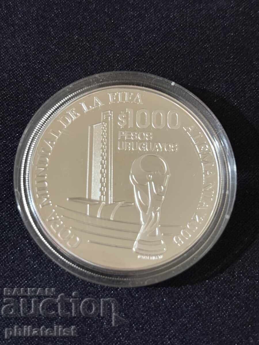 Уругвай 2005 – 1000 песос Световно първенство по футбол 2006 с цена € 79.00 | 154.51 лв.