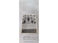Φωτογραφία Σόφια Νεαρές κοπέλες σε σκάλες 1934