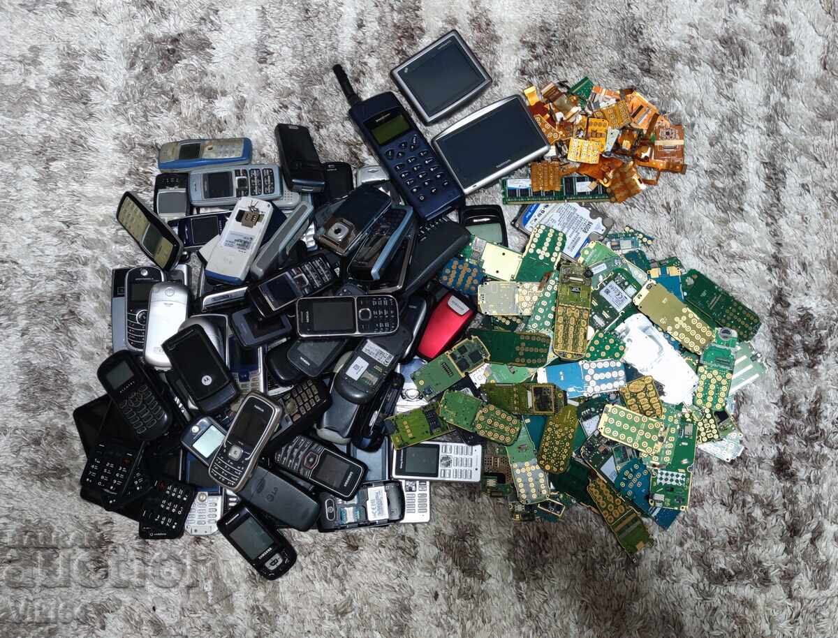 Lot mare deșeuri electronice 90 telefoane 90 plăci de bază și altele BZC