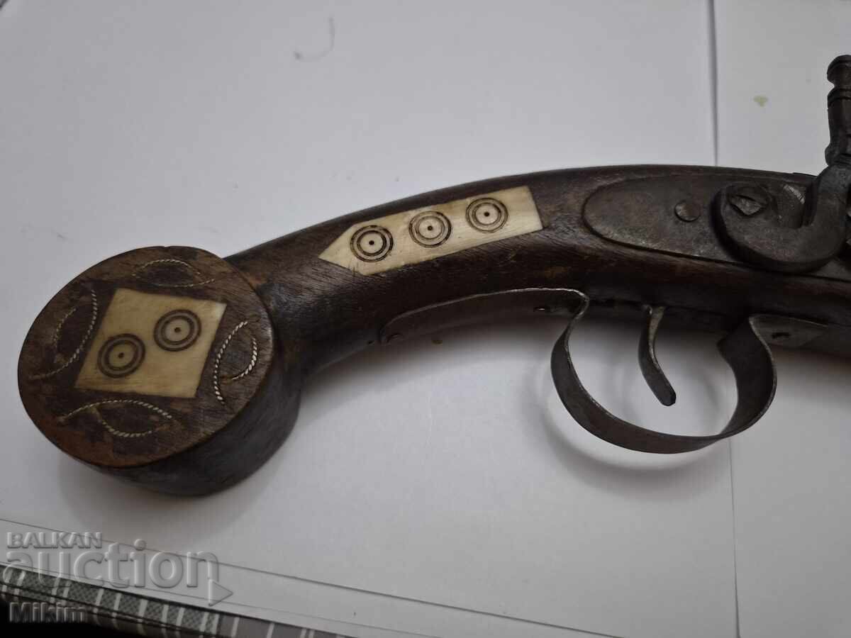 Pistol ceramic unic cu incrustații - 5 Pistol ceramic unic cu incrustații - 5