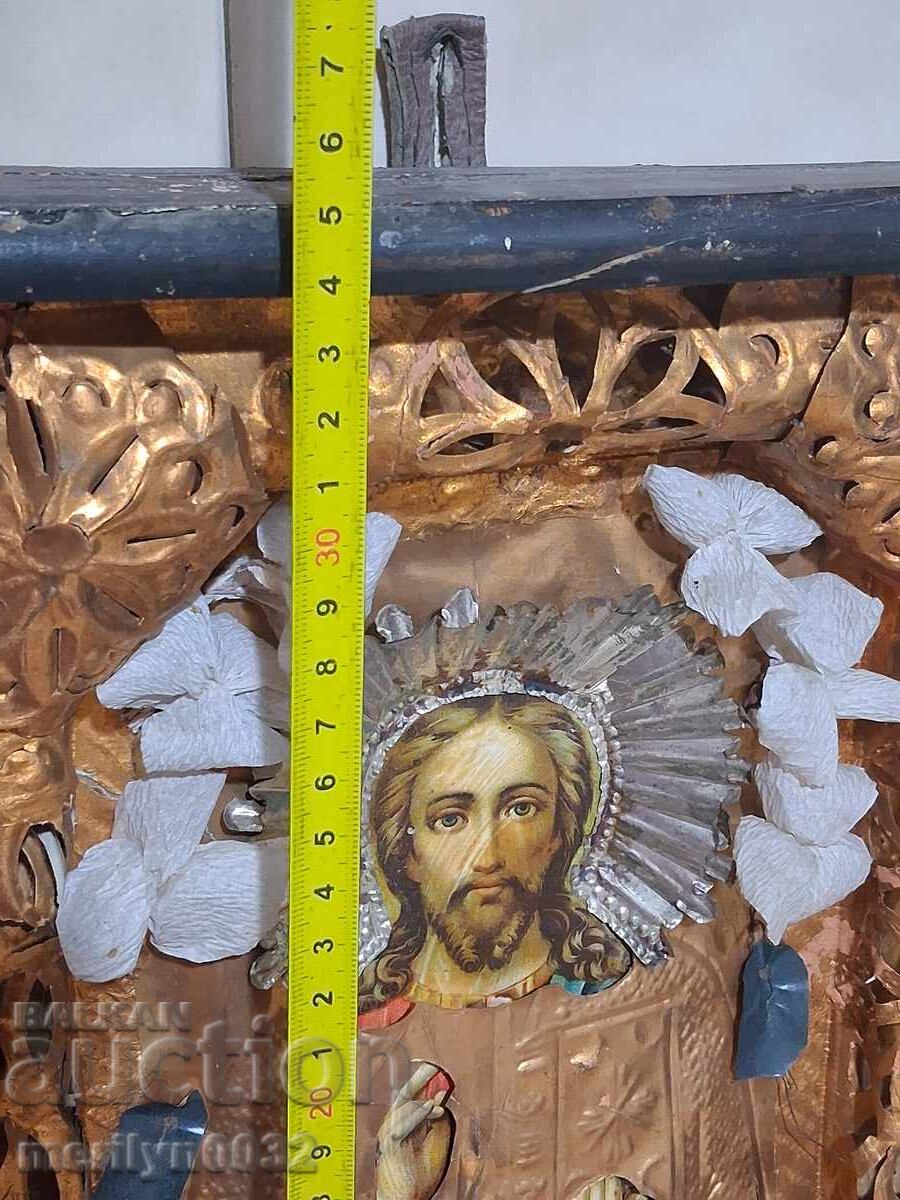 Δημοπρασία Οικιακή εικόνα Χριστού Παντοκράτορα, σταυρός, καντήλι