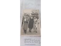Photo Sofia Man and two women on a walk 1946