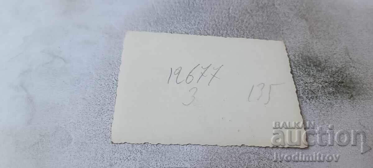 Fotografie Sofia O femeie și o fetiță la plimbare cu preț € 0.89 | 1.74 BGN