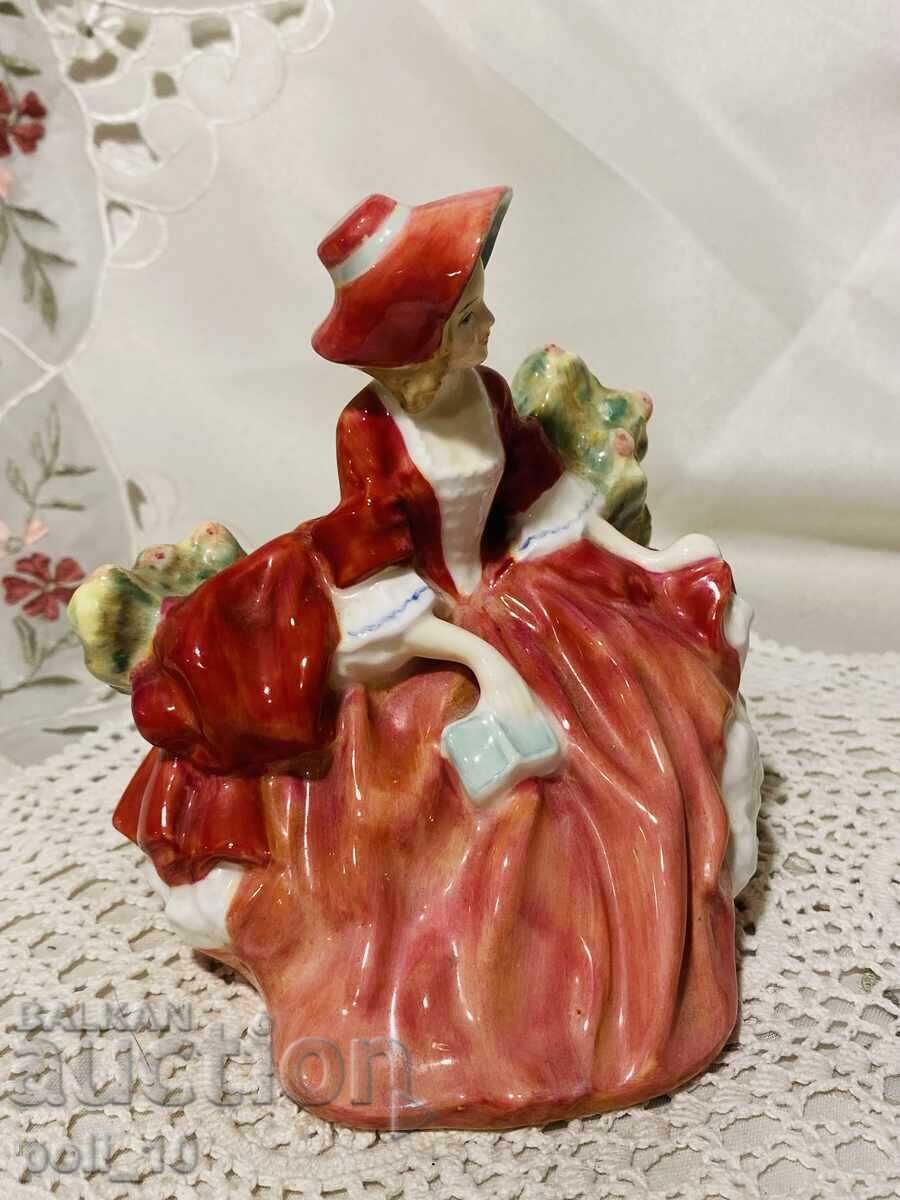porcelain figurine with price € 30.00 | 58.68 BGN